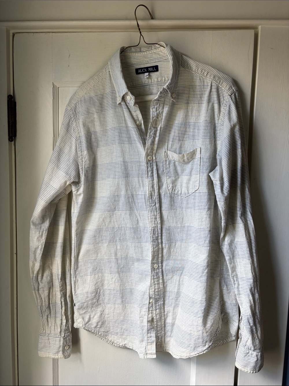 Alex Mill Blue & White Striped Long-Sleeve Button Shirt